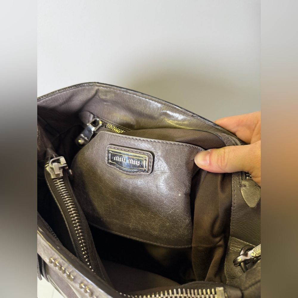 Vintage Miu Miu Vitello Shine In FUMO Gray Leather Shoulder Satchel - Picture 11 of 16
